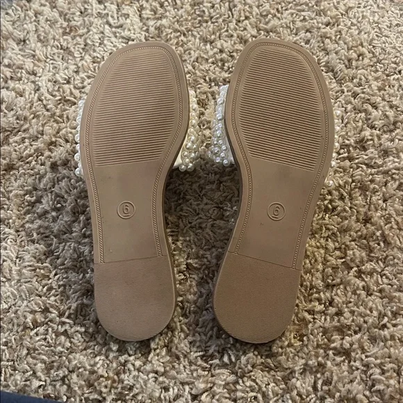 Pearl Embellished White Slide Sandals - Picture 4 of 5